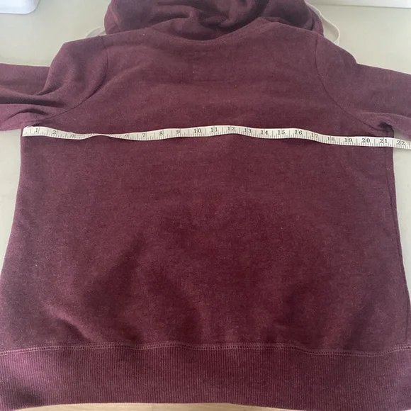 Hollister zip up hoodie - Picture 6 of 7